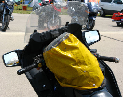 Her-Motorcycle - improvised tank bag cover